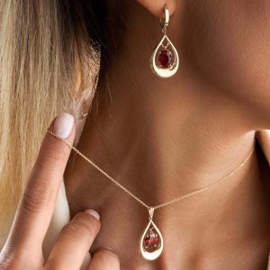 گوشواره اشک و سنگ داخل هم قرمز کلیپسی